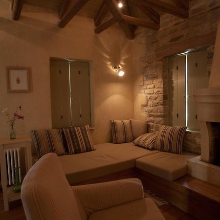 Astra Inn Папингон Экстерьер фото